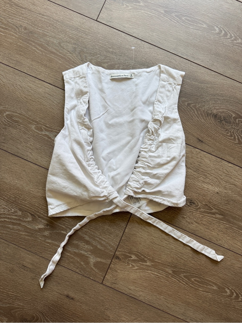 Abercrombie & Fitch Cream Ruffled Tie-Front Crop Top